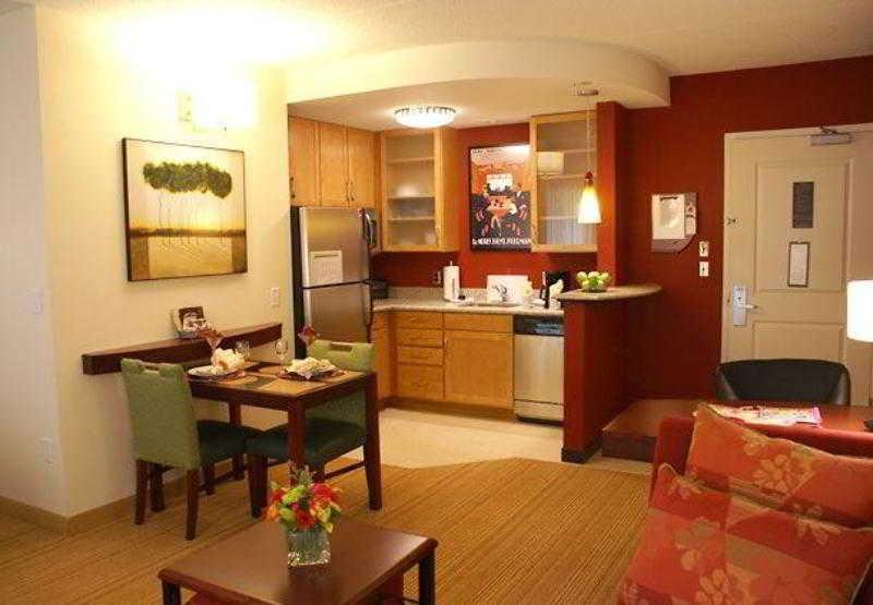 Residence Inn Pittsburgh Monroeville/Wilkins Township Eksteriør billede